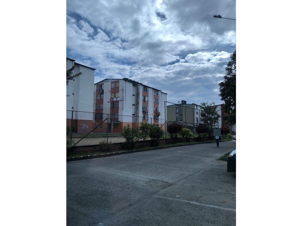 AP 104 BL 5 — foto 3