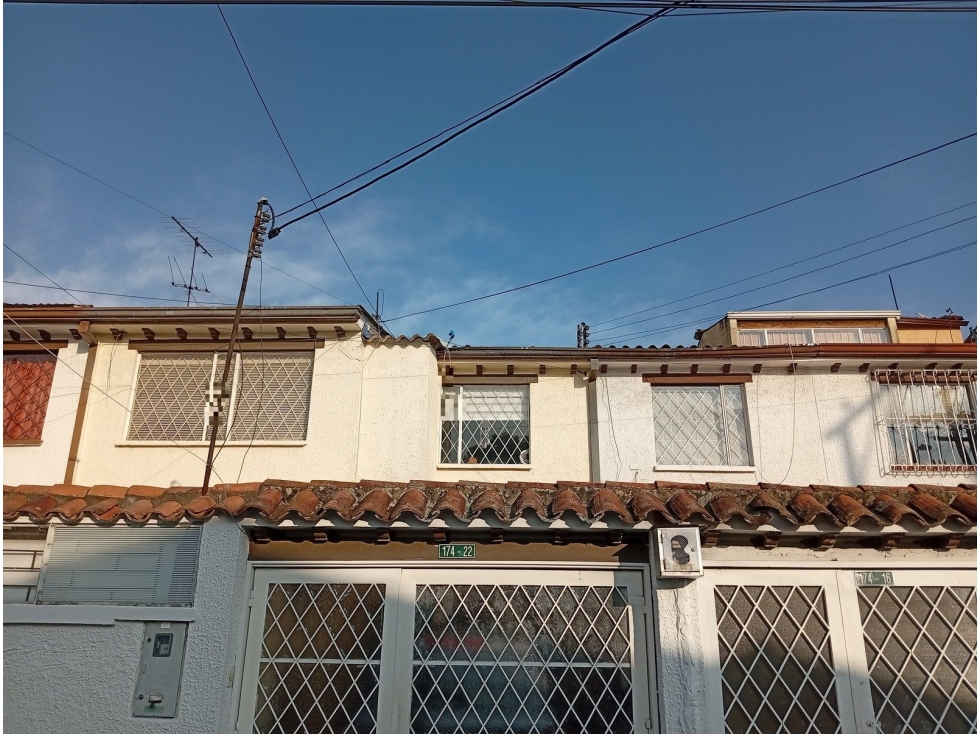 AP 174 22 CR 54 A 174 22 LT 4 MZ 57 ED BIFAMILIAR VILLA DEL PRADO — foto 2