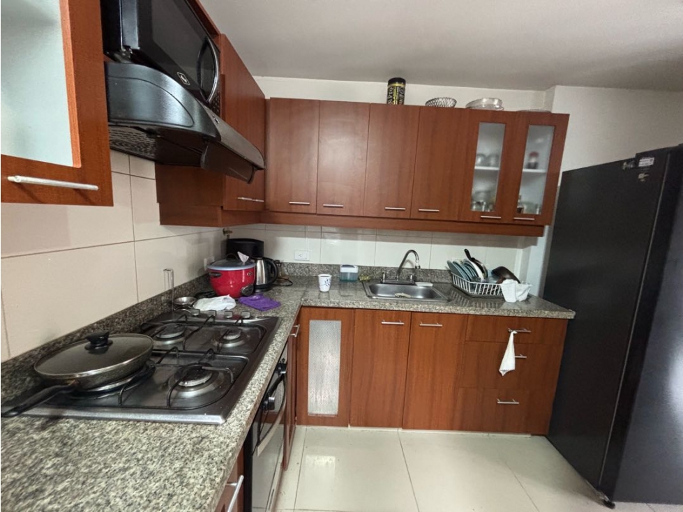 APARTAMENTO LOMA DEL CHOCHO. UNIDAD COMPLETA 85 METROS — foto 3