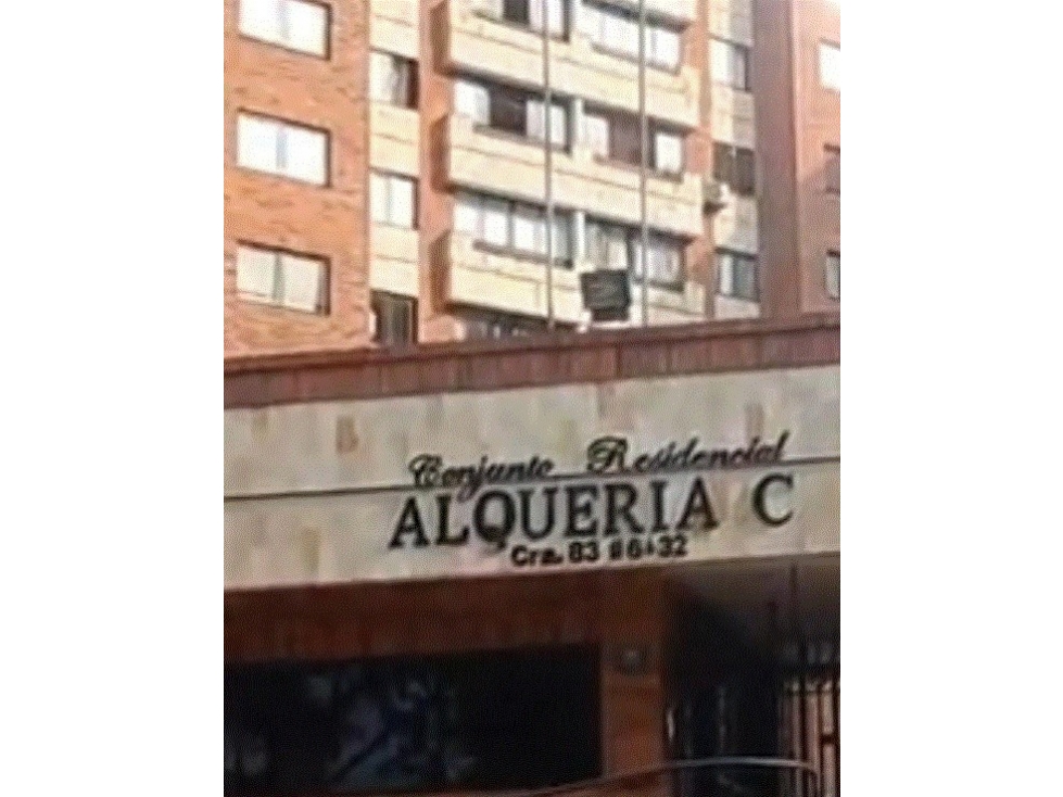 AP 301 C CON ALQUERIA AG C CL 5 ENTRE CR 83 Y 84 HOY TORRES DEL VALLE — foto 3
