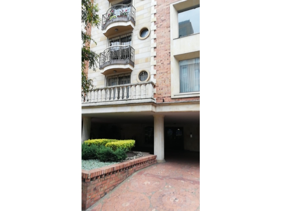 AP 501 ED PARQUE DE LA RESERVA CL 97A 7A 06