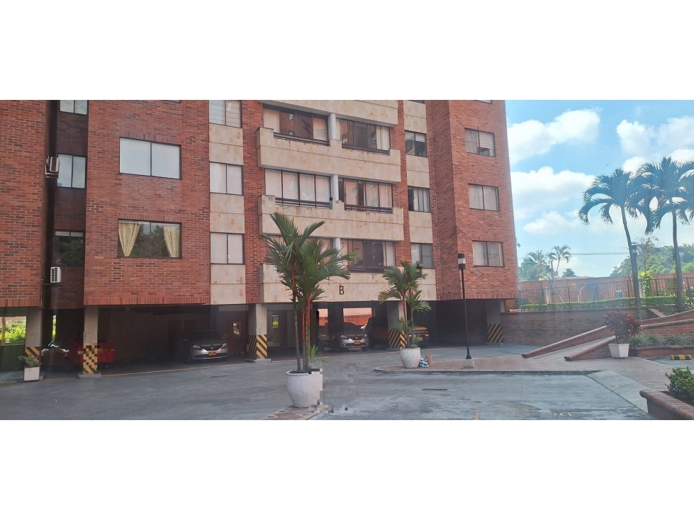 AP 703 B CON ALQUERIA AG C CL 5 ENTRE CR 83 Y 84 HOY TORRES DEL VALLE — foto 2