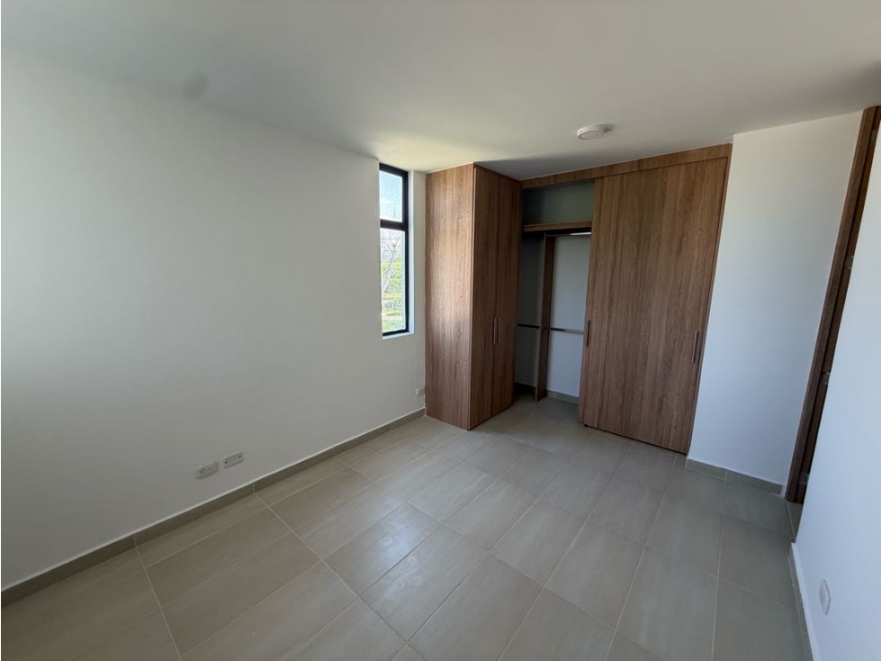 APARATAMENTO EN ARRIENDO RIO ALTO — foto 3