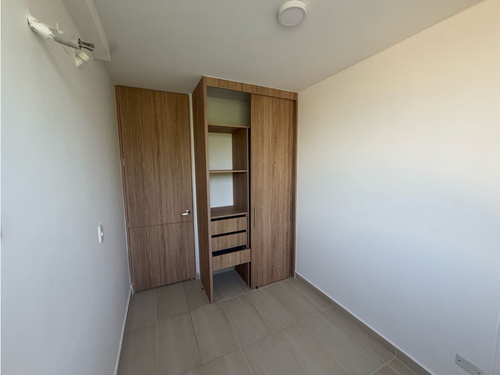 APARATAMENTO EN ARRIENDO RIO ALTO — foto 5