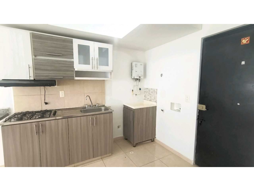 APARTA ESTUDIO ARRIENDO ORO NEGRO PISO 9 — foto 3