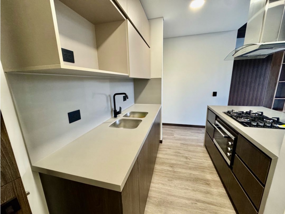 Apartaestudio 73 mtr sector LA FE (Nuevo) Super, Super lindo — foto 5