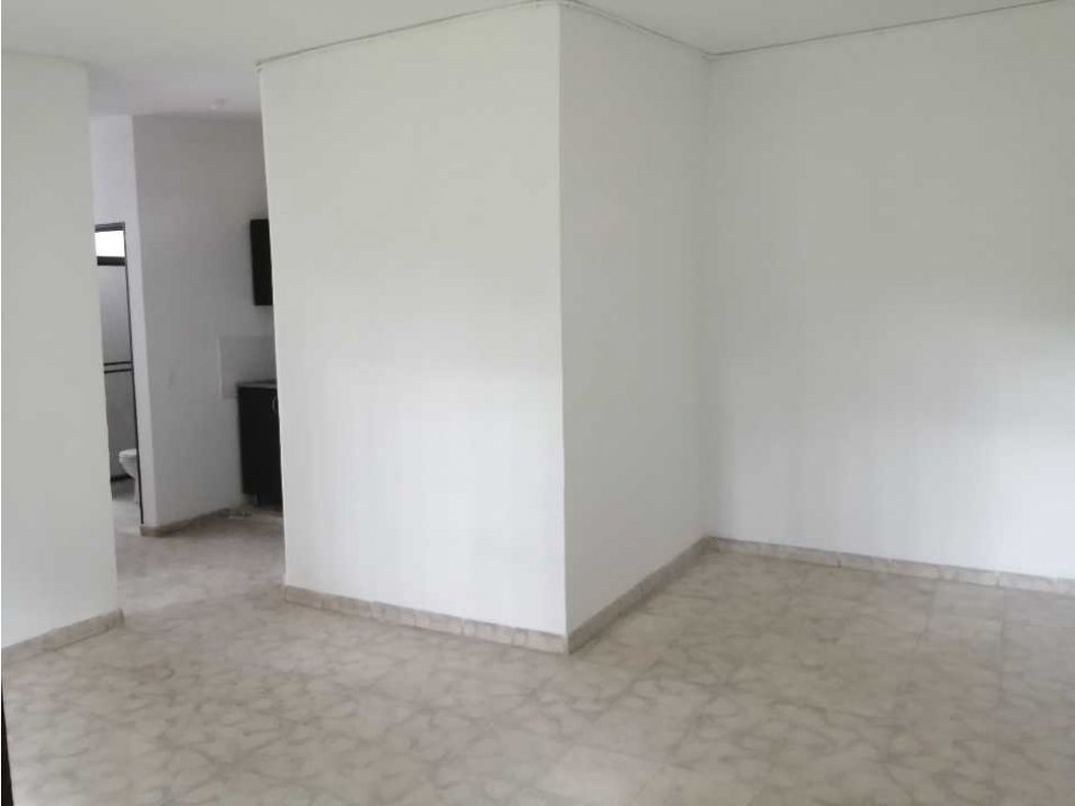 APARTA ESTUDIO EN ALQUILER AL ORIENTE DE CALI BARRIO CIUDAD CÓRDOBA — foto 3
