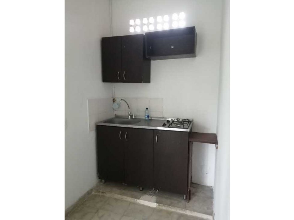 APARTA ESTUDIO EN ALQUILER AL ORIENTE DE CALI BARRIO CIUDAD CÓRDOBA — foto 5