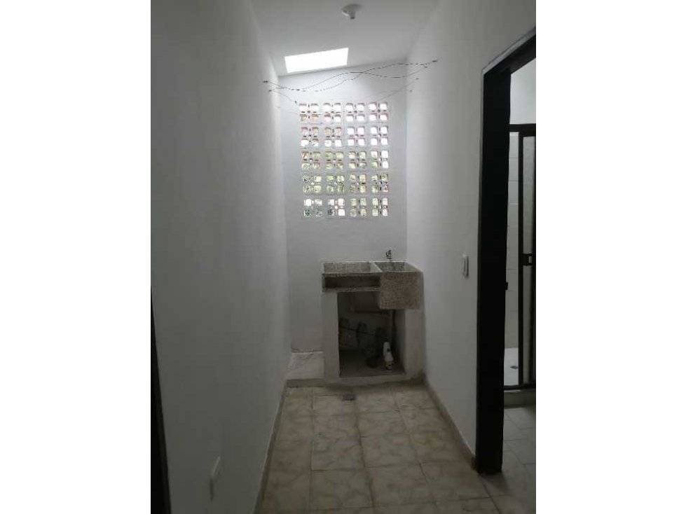 APARTA ESTUDIO EN ALQUILER AL ORIENTE DE CALI BARRIO CIUDAD CÓRDOBA — foto 6