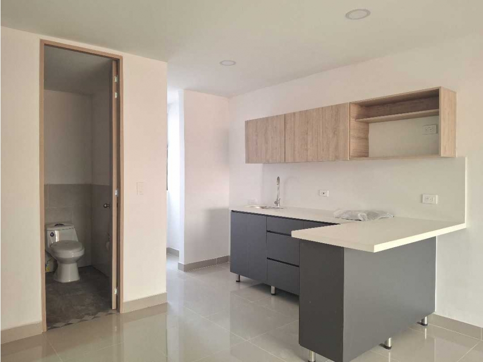 Aparta estudio en Arriendo — foto 2
