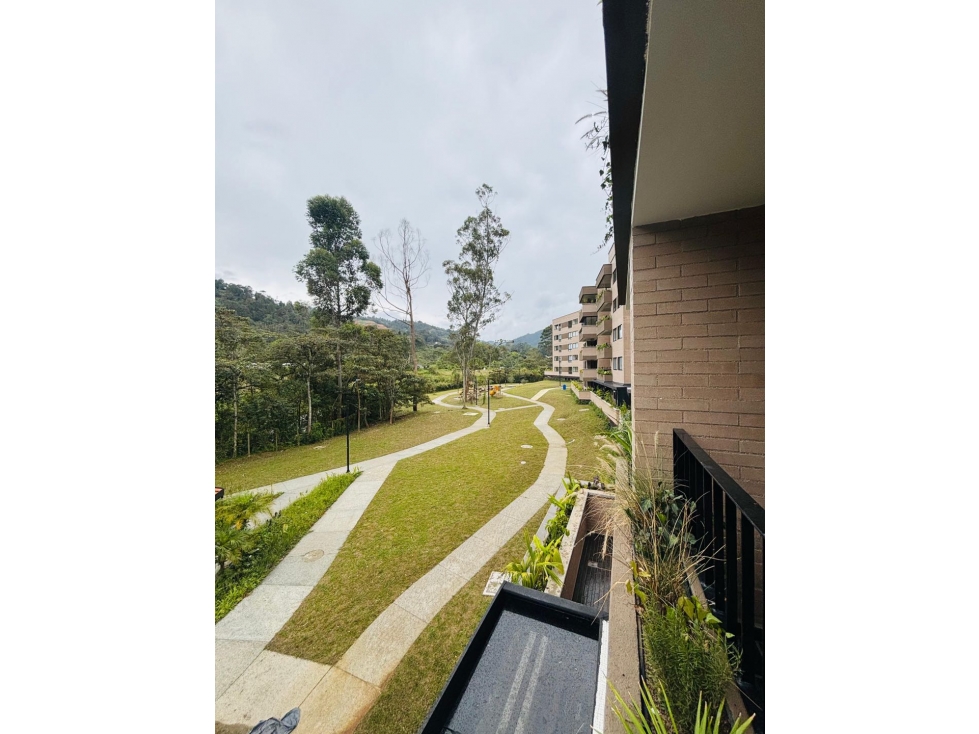 Aparta estudio en Urbanización cerrada El Retiro — foto 3