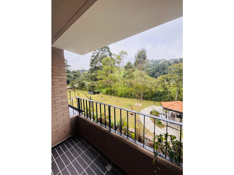 Aparta estudio en Urbanización cerrada El Retiro — foto 4