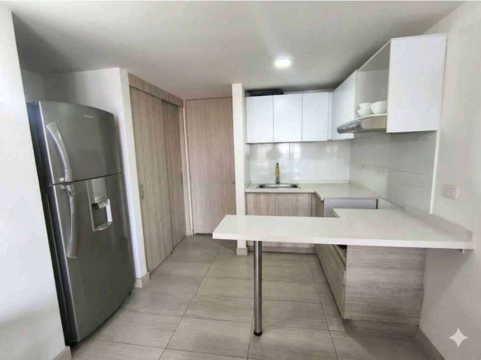 Aparta estudio Venta piso 7 Torre Fundadores — foto 2