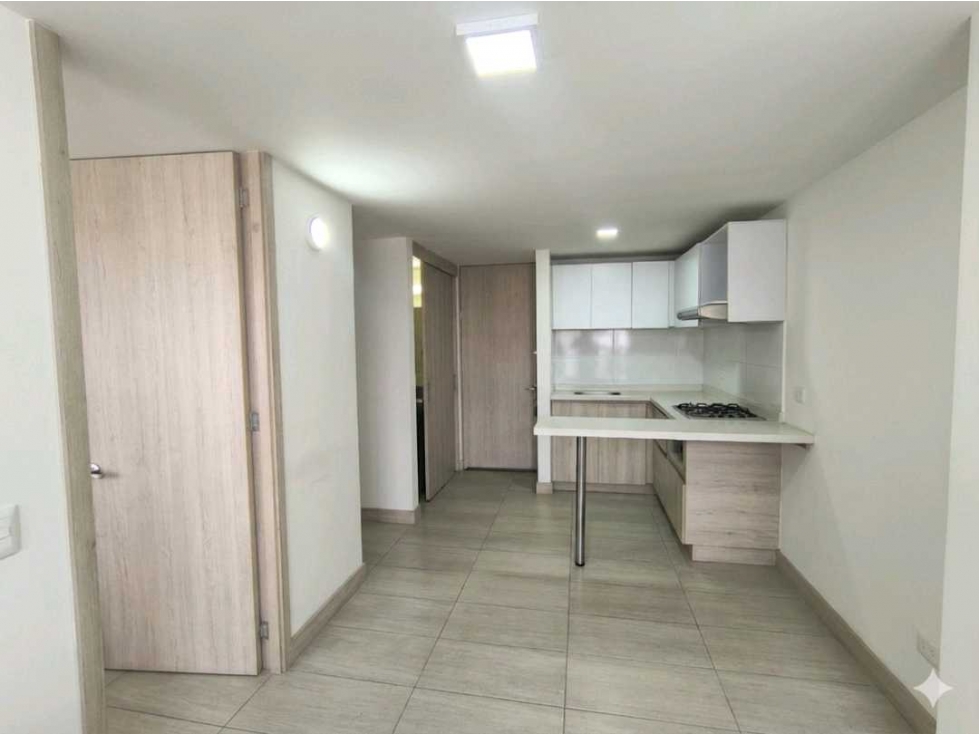 Aparta estudio Venta piso 7 Torre Fundadores — foto 4