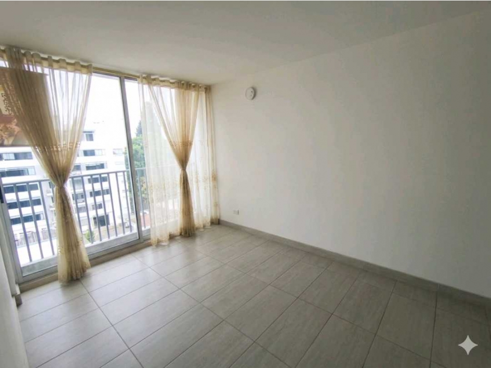 Aparta estudio Venta piso 7 Torre Fundadores — foto 6