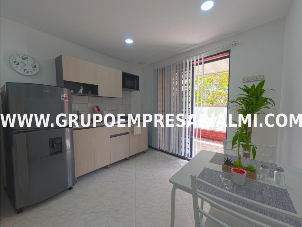 APARTAESTUDIO AMOBLADO EN ARRIENDO - SECTOR EL NOGAL COD: 33040 — foto 2