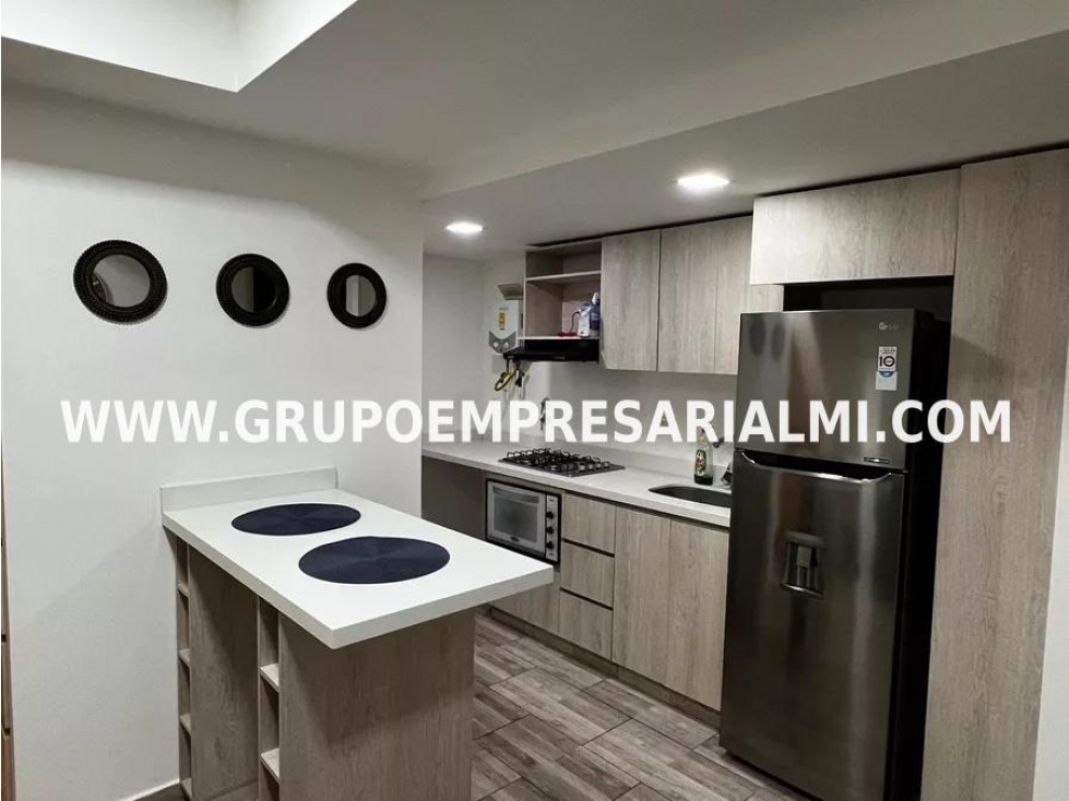 APARTAESTUDIO AMOBLADO EN ARRIENDO - SECTOR LAURELES COD: 30992