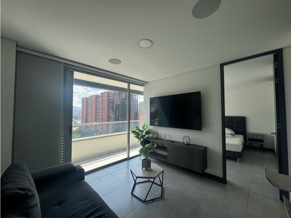 Apartaestudio en arriendo Medellín Sector Ciudad del Río SIN MUEBLES — foto 4