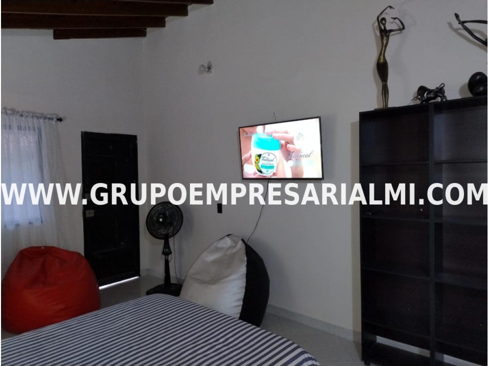 APARTAESTUDIO AMOBLADO EN ARRIENDO - SECTOR FLORESTA COD: 31123 — foto 2