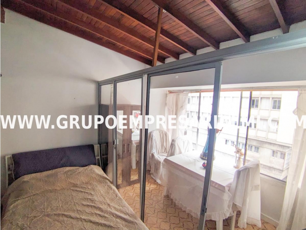 APARTAESTUDIO AMOBLADO EN ARRIENDO - SECTOR LA CANDELARIA COD: 30974 — foto 4