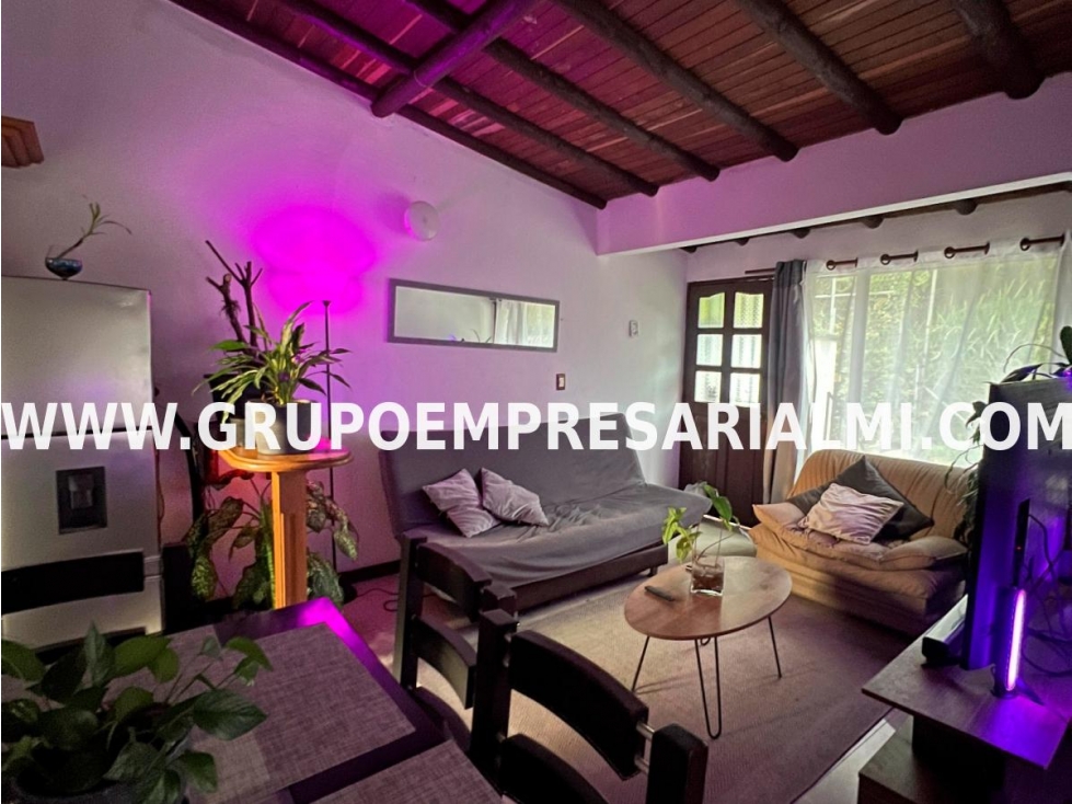 APARTAESTUDIO AMOBLADO EN ARRIENDO - SECTOR ALEJANDRÍA COD: 32190