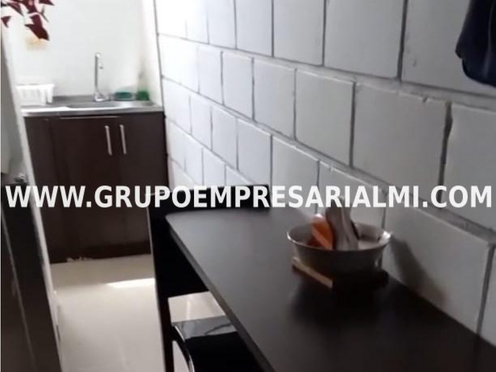 APARTAESTUDIO AMOBLADO EN ARRIENDO - SECTOR BELÉN COD: 32397