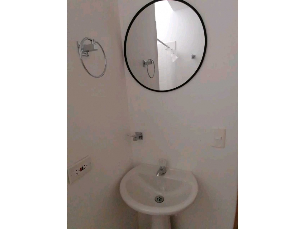 APARTAESTUDIO AMOBLADO EN ARRIENDO - CERCA DE LA 70, POR EL ESTADIO — foto 6