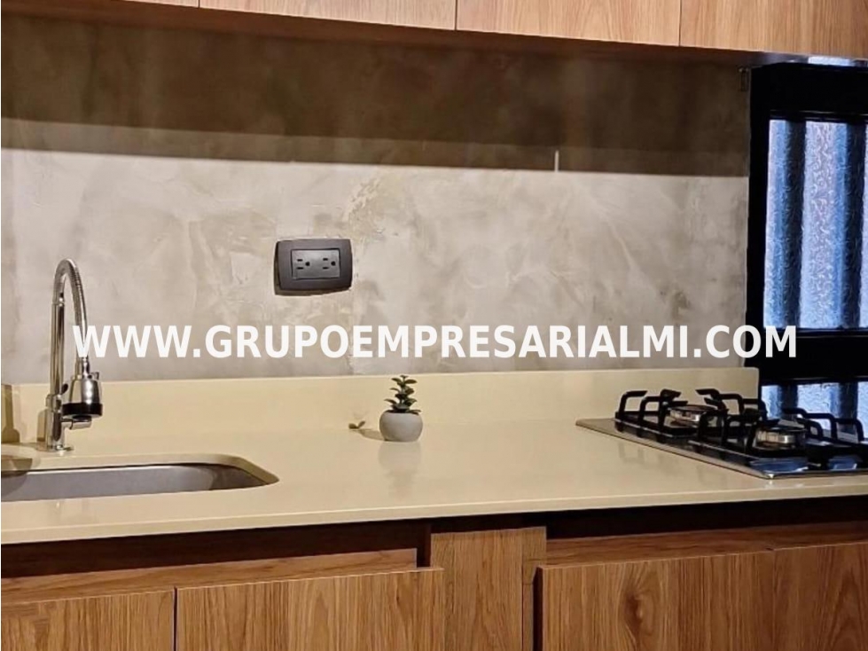 APARTAESTUDIO AMOBLADO EN ARRIENDO - SECTOR SAN JOAQUÍN COD: 33468 — foto 2