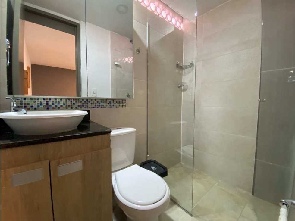 Apartaestudio en arriendo en La Castellana Medellín — foto 6