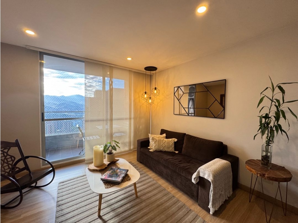 Apartaestudio amoblado en arriendo El Poblado Linares cerca al Tesoro — foto 3
