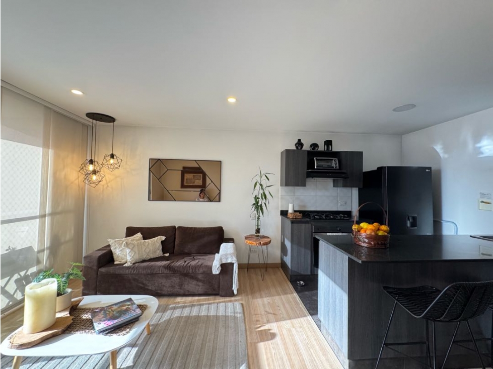 Apartaestudio amoblado en arriendo El Poblado Linares cerca al Tesoro