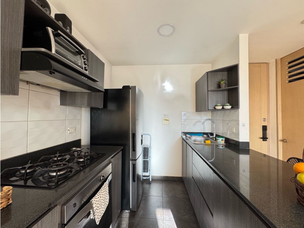 Apartaestudio amoblado en arriendo El Poblado Linares cerca al Tesoro — foto 5