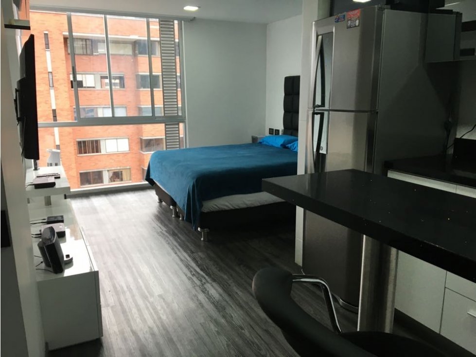 Apartaestudio amoblado Moderno cerca al tesoro el poblado con vista — foto 5