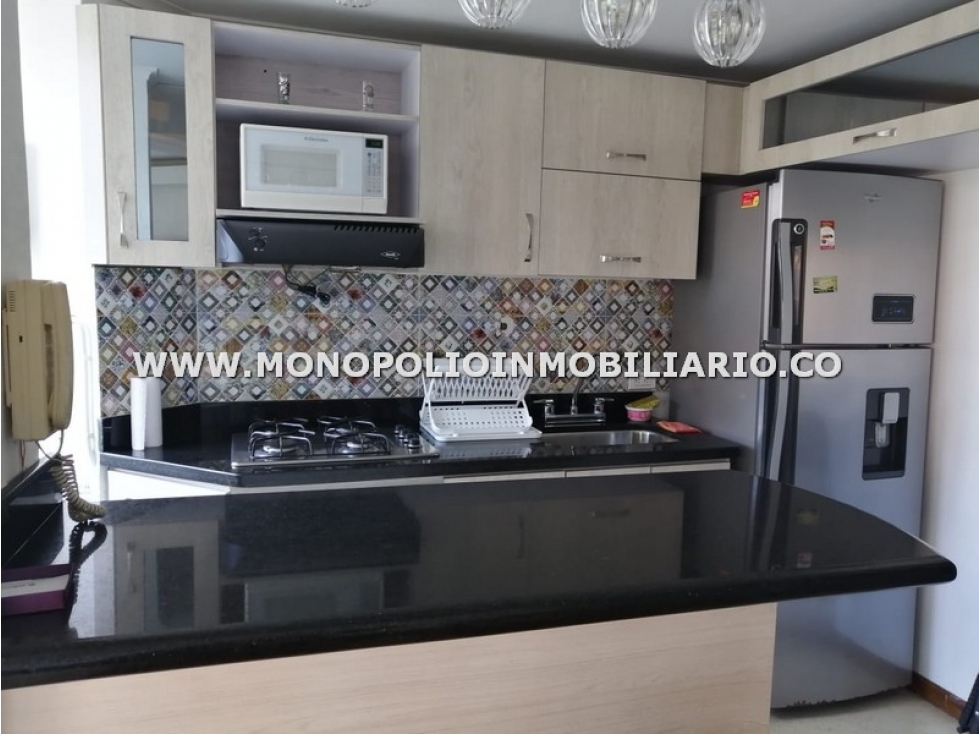 APARTAESTUDIO AMOBLADO EN ARRENDAMIENTO - SECTOR BELEN COD: 17995 - 4