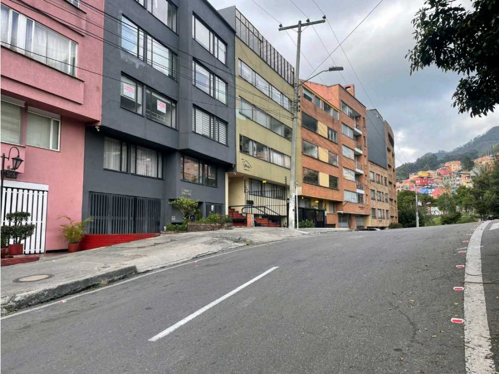 APARTAESTUDIO CALLE 43 CIRCUNVALAR