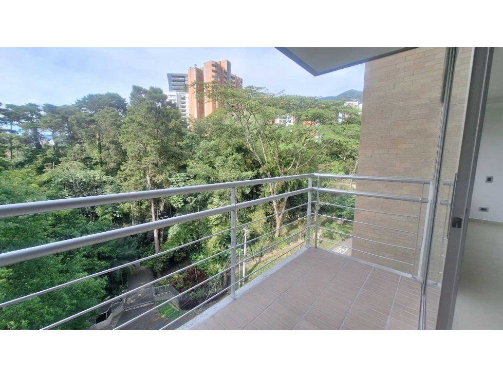 APARTAESTUDIO CERCA AL TESORO PARA LA VENTA.