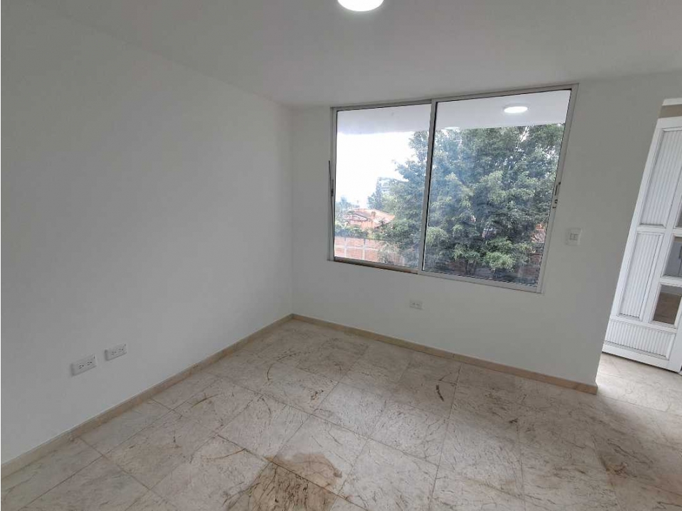 Apartaestudio con Jacuzzi transversal inferior Poblado — foto 4