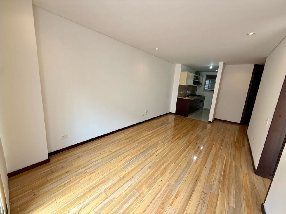 Apartaestudio en arriendo en Chicó 50 m² — foto 4