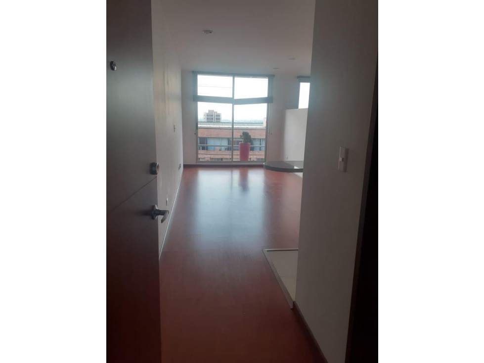 Apartaestudio en arriendo en Iwoka, Bogotá, parqueadero y admin