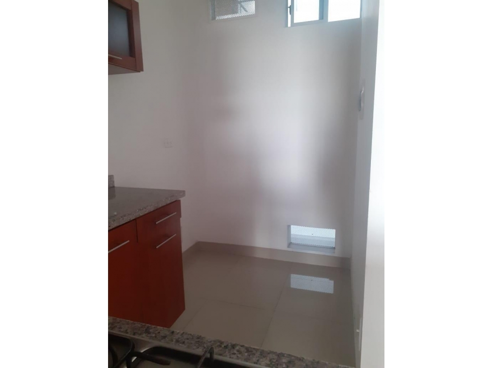 Apartaestudio en arriendo en Iwoka, Bogotá, parqueadero y admin — foto 4