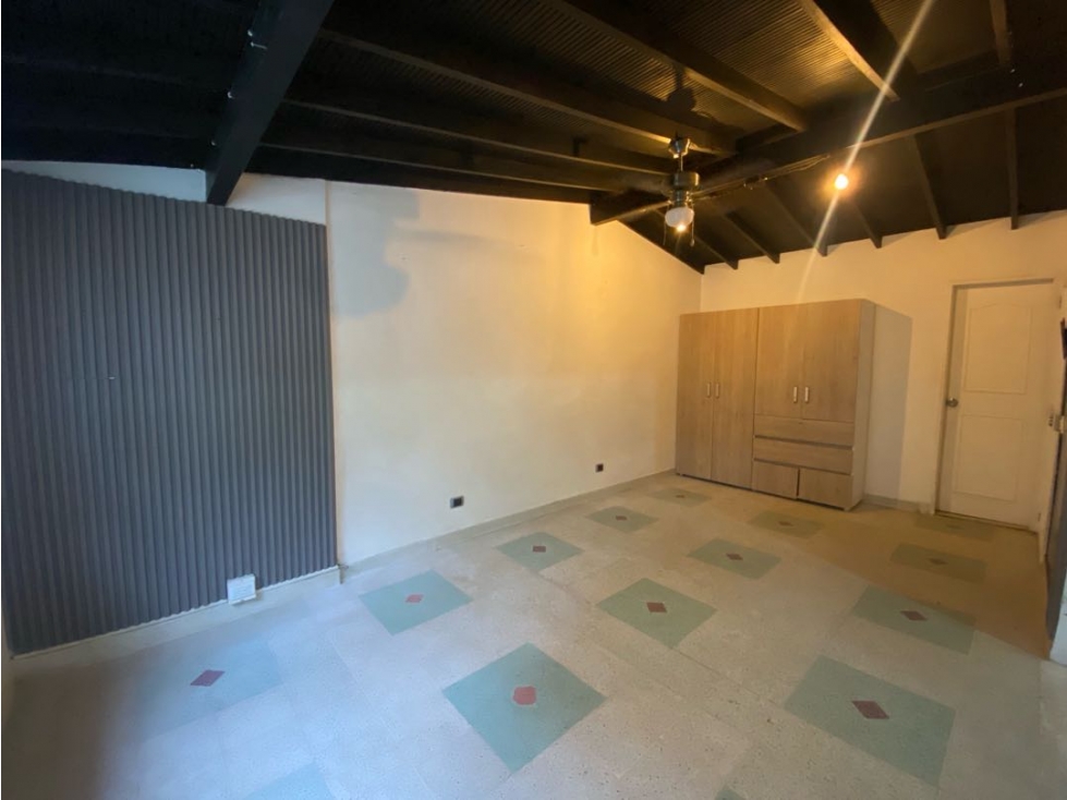 Apartaestudio en arriendo en Laureles Medellín — foto 3