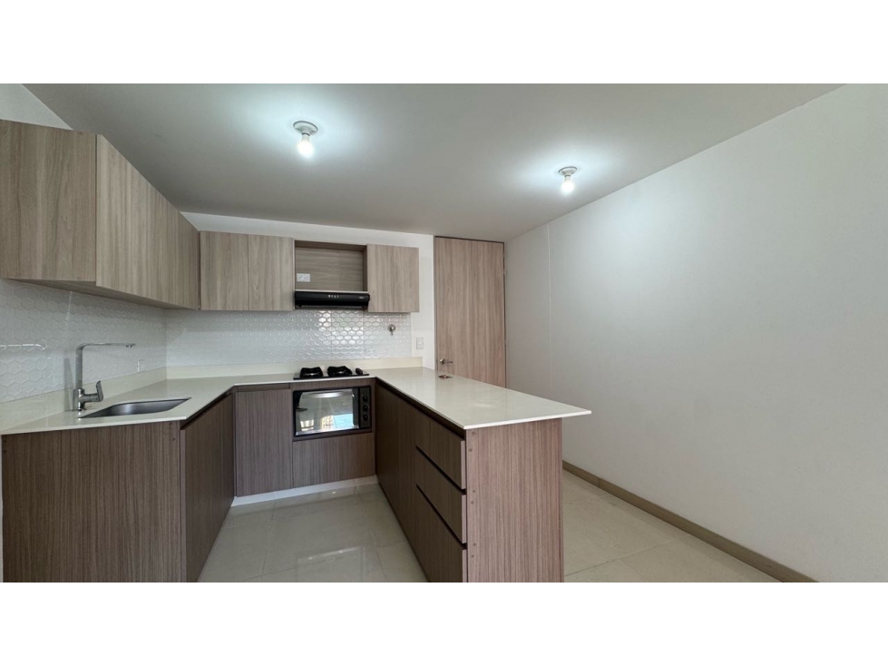 Apartaestudio en Arriendo en San Germán - Los Colores, Medellín — foto 4