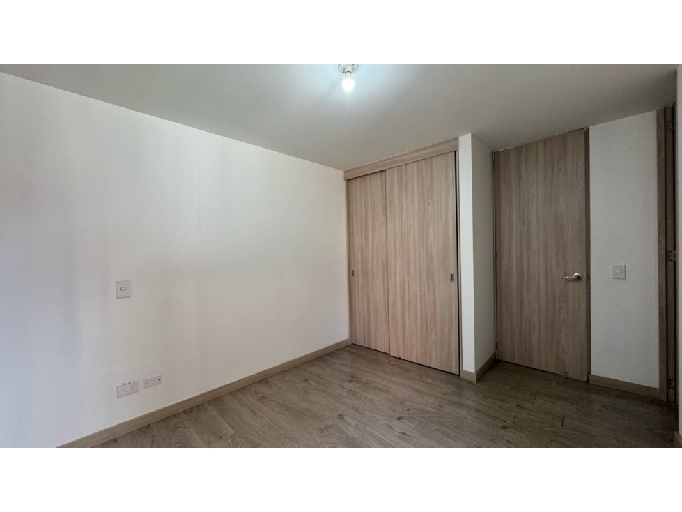 Apartaestudio en Arriendo en San Germán - Los Colores, Medellín — foto 5