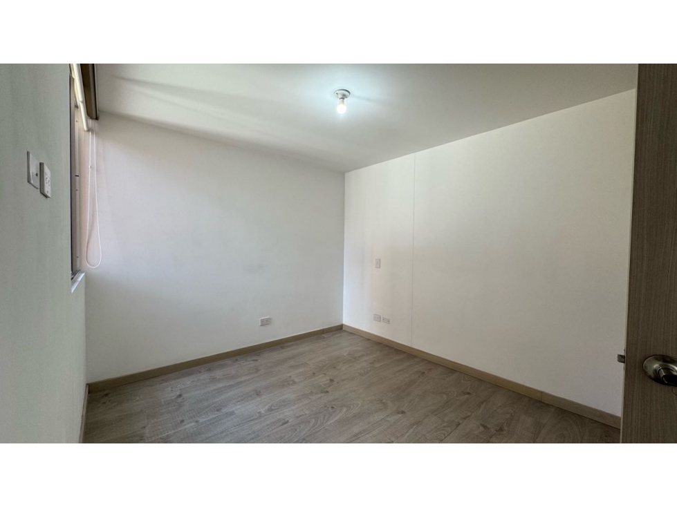 Apartaestudio en Arriendo en San Germán - Los Colores, Medellín — foto 6