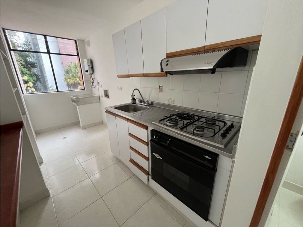 Apartaestudio en arriendo loma san Julián