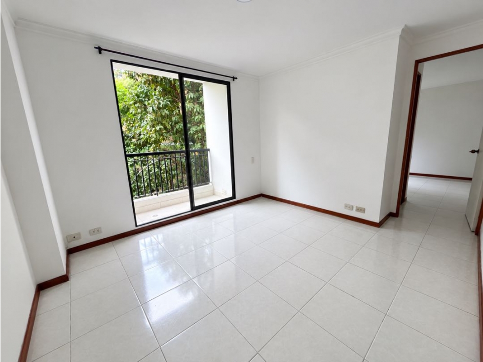 Apartaestudio en arriendo loma san Julián — foto 3