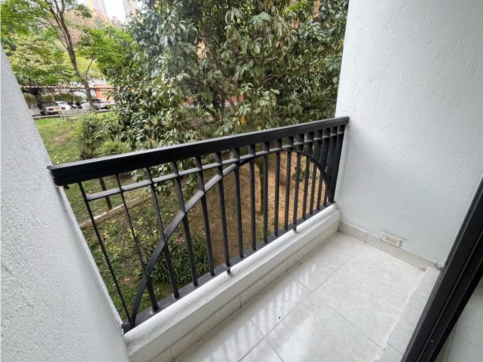 Apartaestudio en arriendo loma san Julián — foto 5