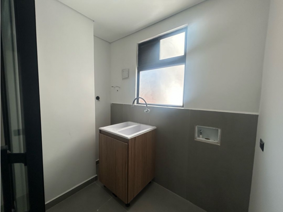 Apartaestudio en arriendo sector La América — foto 3