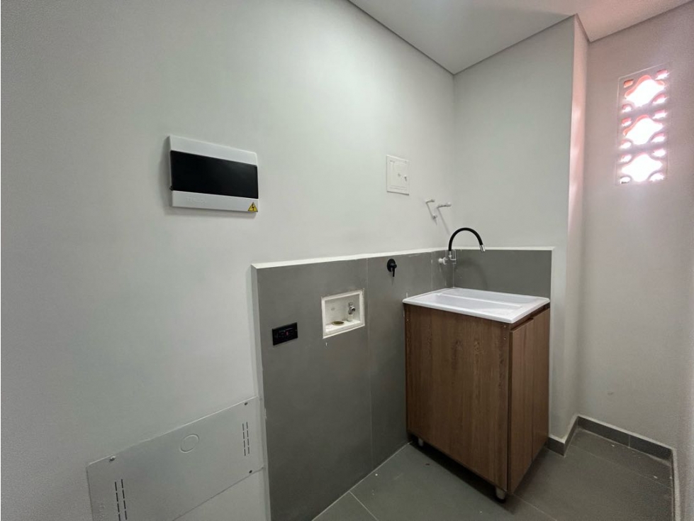 Apartaestudio en arriendo sector La América — foto 6