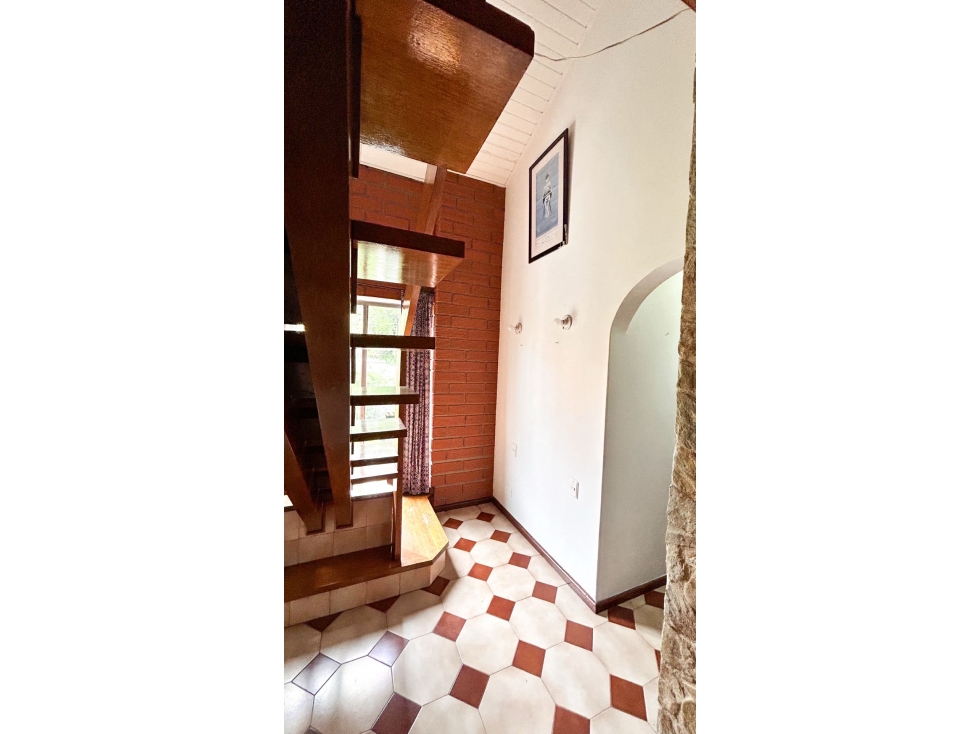 APARTAESTUDIO EN LAS LOMAS A 2 MINUTOS DE PROVENZA — foto 3
